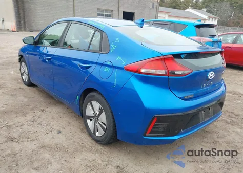 2017 Hyundai Ioniq Hybrid Blue z USA, uszkodzony, nr VIN KMHC65LC6HU057222
